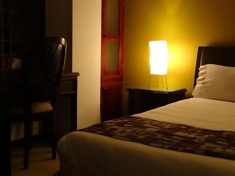 بوغوتا Arlington Place 4*,