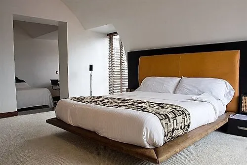 Arlington Place Bogotá Apartahotel